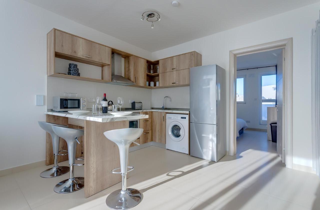 Centric And Modern Penthouse Close To Amenities Msida Bagian luar foto