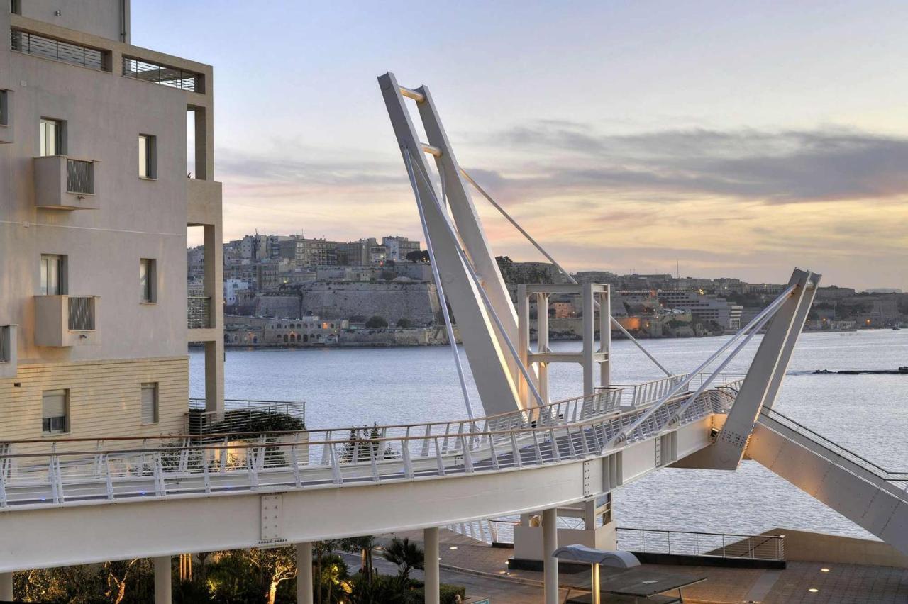 Centric And Modern Penthouse Close To Amenities Msida Bagian luar foto