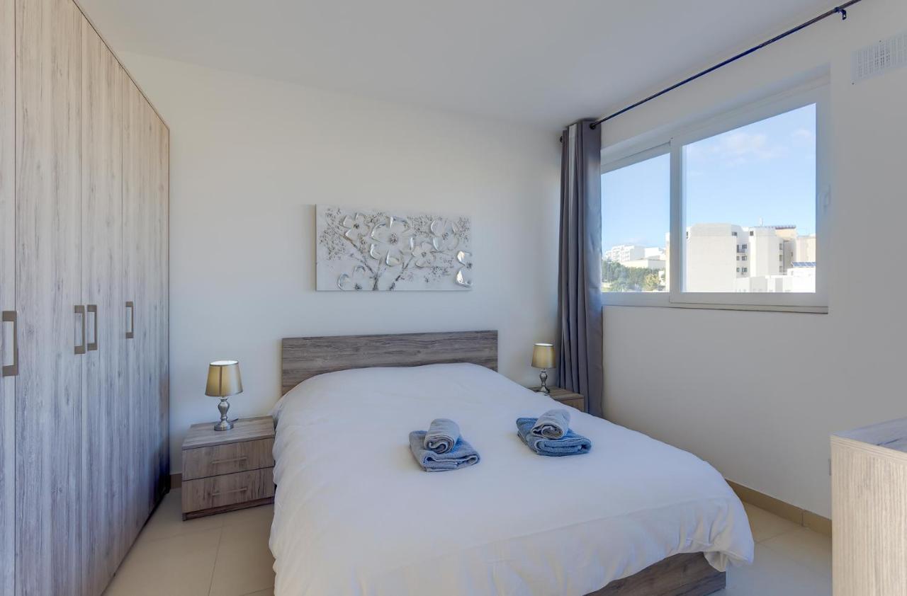 Centric And Modern Penthouse Close To Amenities Msida Bagian luar foto